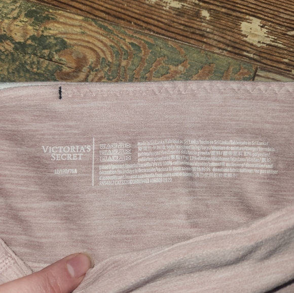 2 pairs VS leggings - Picture 8 of 8